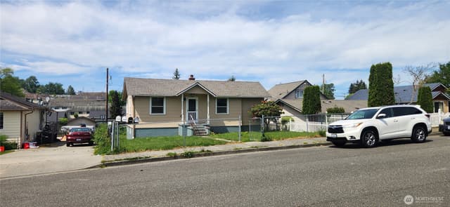 Property photo for 1224 Maple Street, Everett photo 4