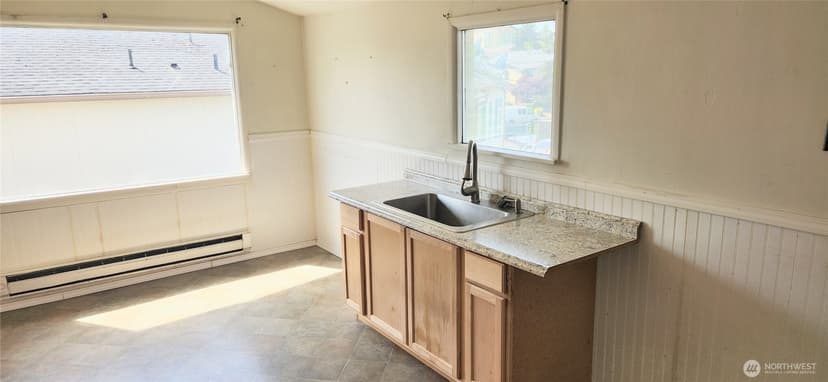 Property photo for 1224 Maple Street, Everett photo 19