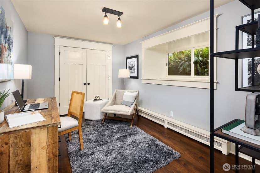 Property photo for 4018 2nd Avenue NE, Seattle photo 35