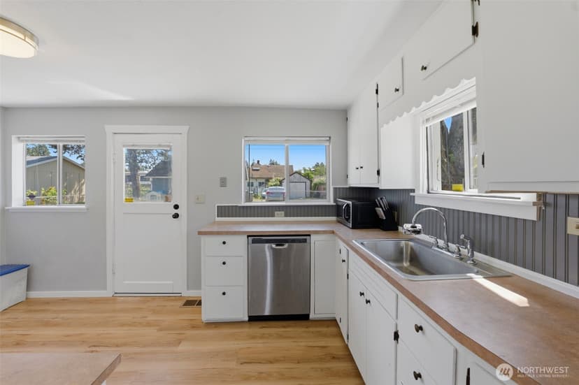 Property photo for 5207 S Oakes Street, Tacoma photo 15