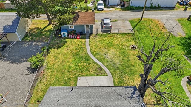 Property photo for 5207 S Oakes Street, Tacoma photo 4