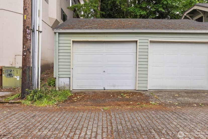 Property photo for 818 N 10th Street, Tacoma photo 32