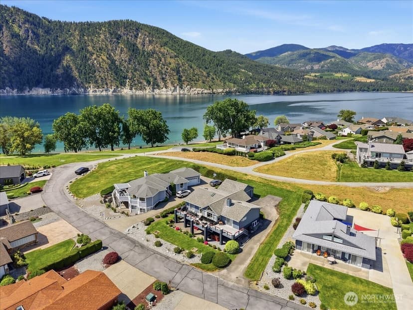 Property photo for 127 Chelan View Drive, Manson photo 35
