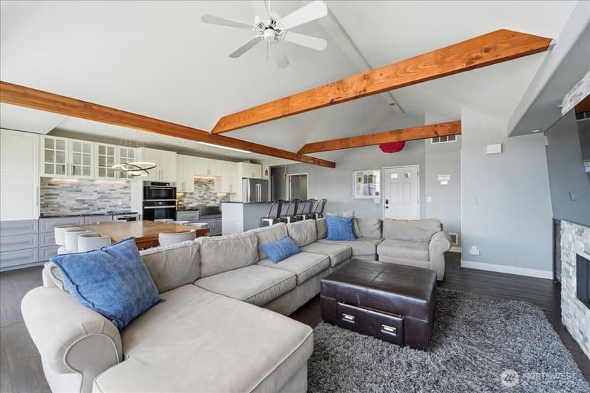 Property photo for 127 Chelan View Drive, Manson photo 9