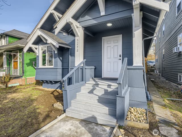 Property photo for 5242 11th Avenue NE, Seattle photo 3
