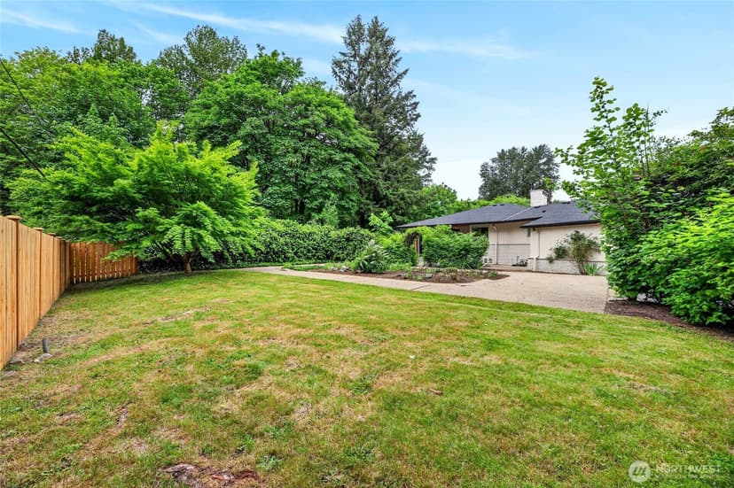 Property photo for 415 Front Street S, Issaquah photo 38