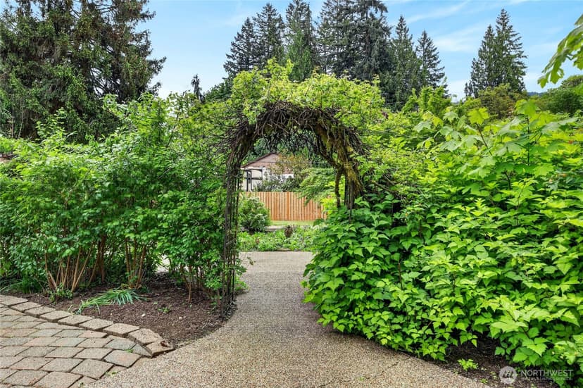 Property photo for 415 Front Street S, Issaquah photo 40