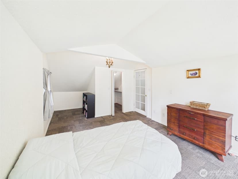 Property photo for 801 9th Avenue NW, Puyallup photo 15