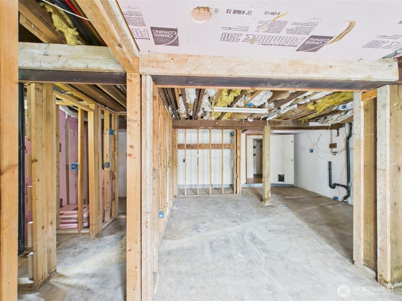 Property photo for 801 9th Avenue NW, Puyallup photo 27