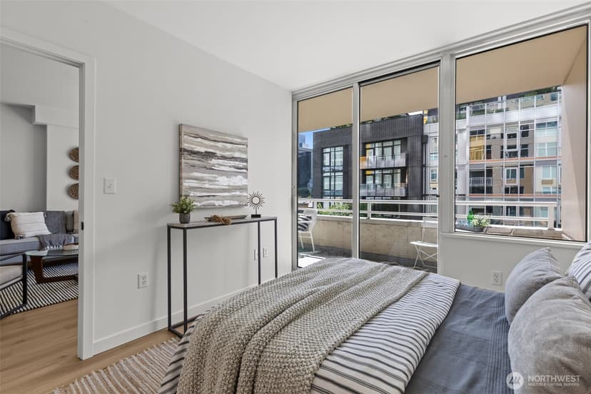 Property photo for 2600 2nd Avenue #504, Seattle photo 16