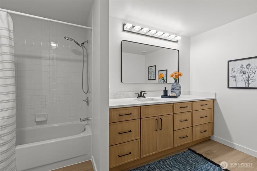 Property photo for 2600 2nd Avenue #504, Seattle photo 17