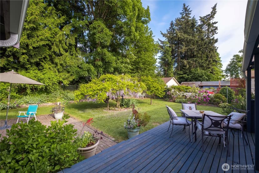 Property photo for 13400 3rd Avenue S, Burien photo 23