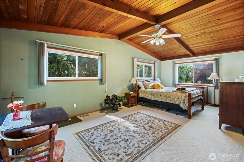 Property photo for 13400 3rd Avenue S, Burien photo 19