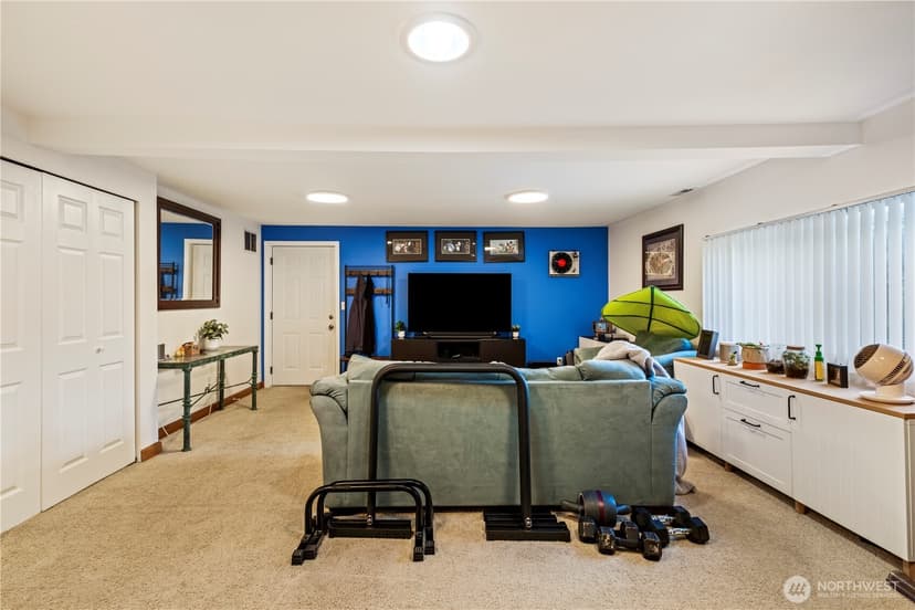 Property photo for 13400 3rd Avenue S, Burien photo 13