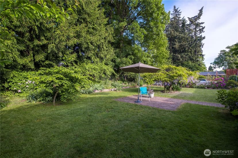 Property photo for 13400 3rd Avenue S, Burien photo 30