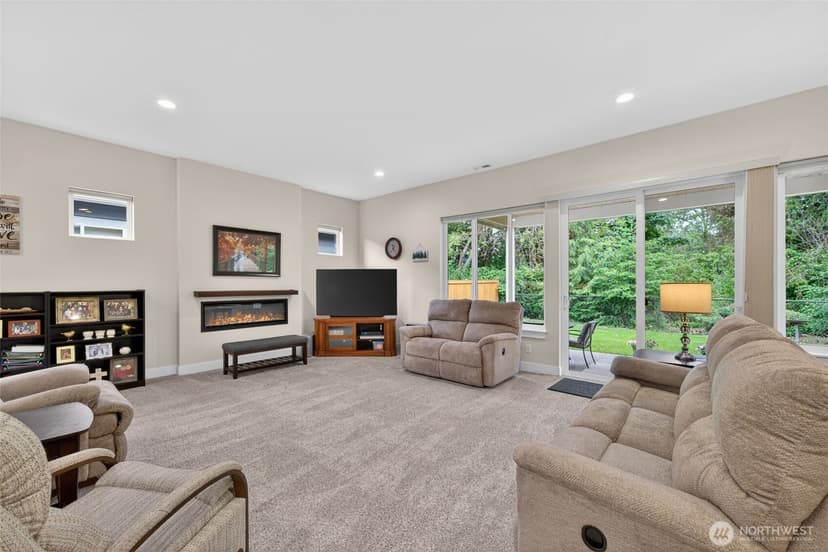 Property photo for 2130 5th Place, Snohomish photo 4