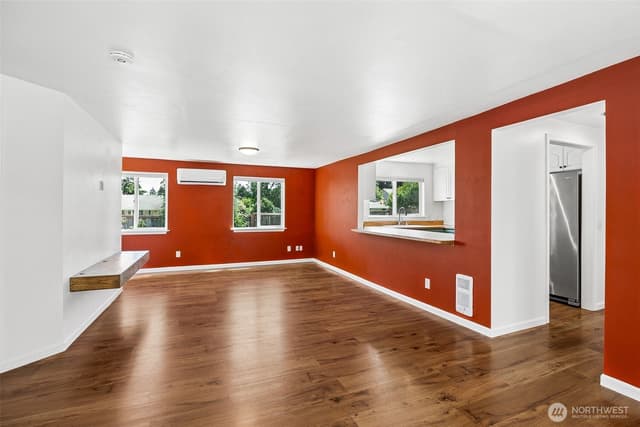 Property photo for 1702 S 94th Street, Tacoma photo 4