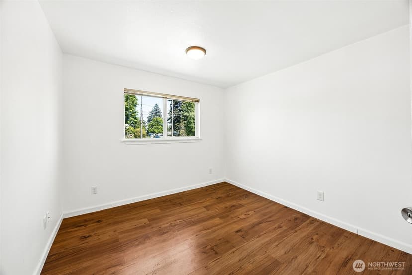 Property photo for 1702 S 94th Street, Tacoma photo 9
