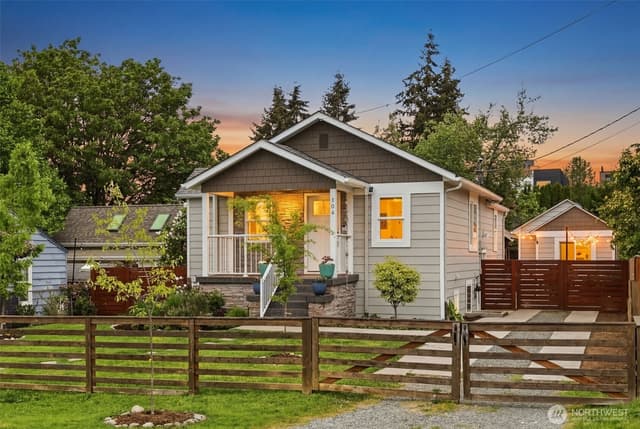 Property photo for 106 N 100th Street, Seattle