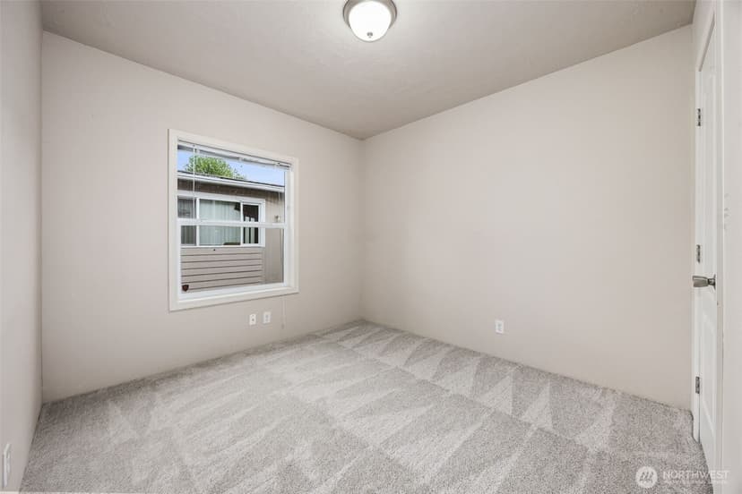 Property photo for 1720 Maple Lane #1, Kent photo 13