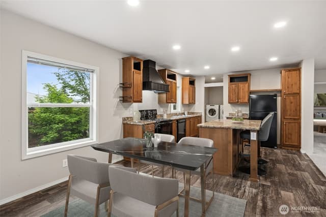 Property photo for 1720 Maple Lane #1, Kent photo 5