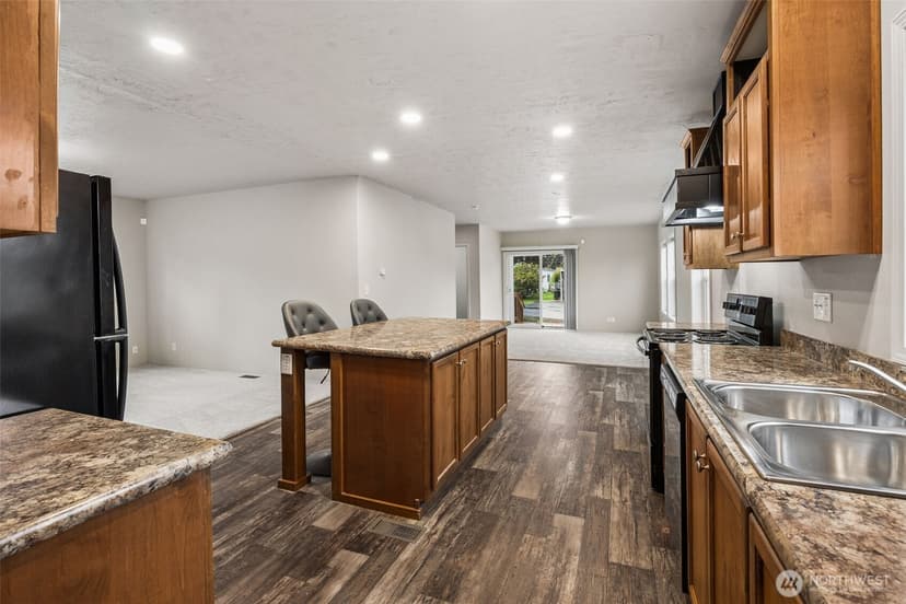 Property photo for 1720 Maple Lane #1, Kent photo 16