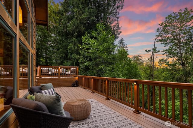Property photo for 16700 Saybrook Drive NE, Woodinville photo 3
