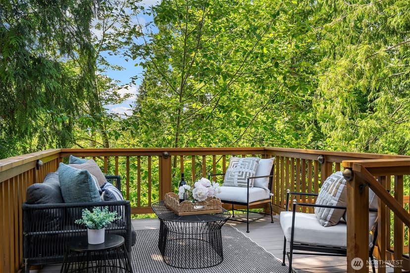 Property photo for 16700 Saybrook Drive NE, Woodinville photo 26