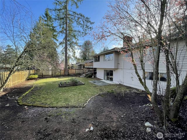 Property photo for 626 167th Avenue NE, Bellevue photo 2