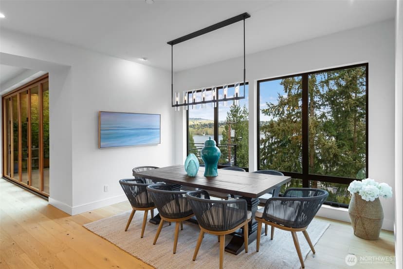 Property photo for 9818 SE 42nd Place, Mercer Island photo 14