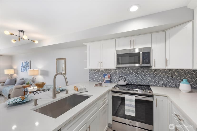 Property photo for 3022 SW Bradford St #2, Seattle photo 5