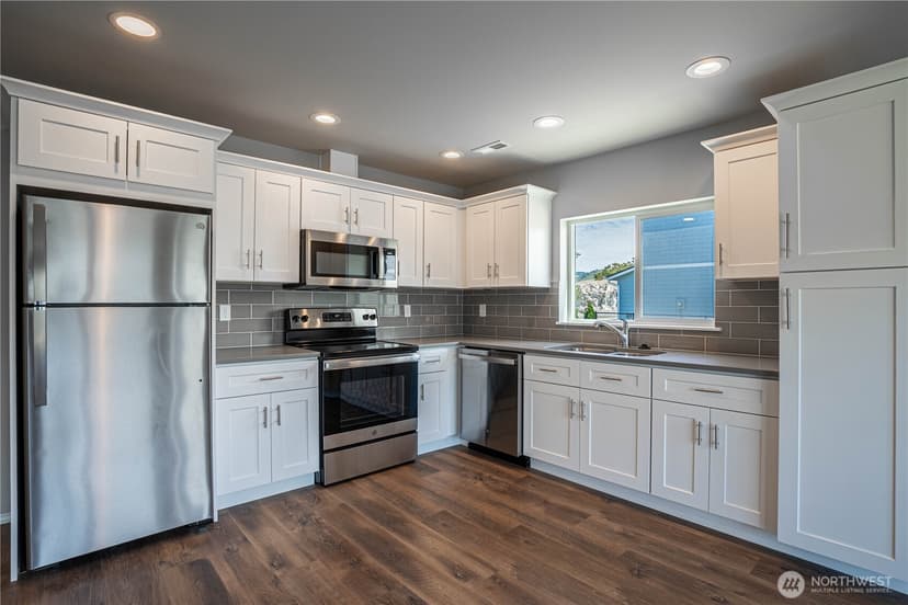 Property photo for 51 Phoebe Lane #C6, Manson photo 4