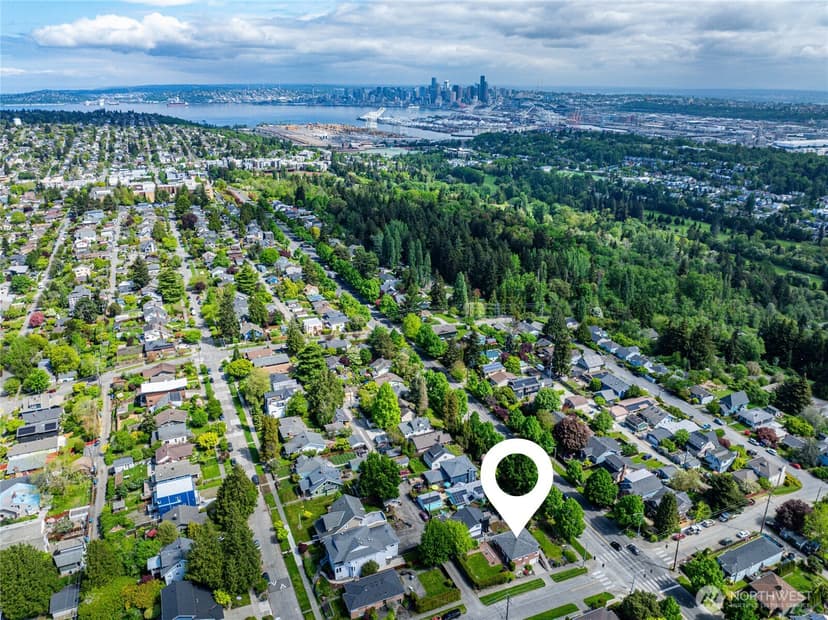 Property photo for 5457 35th Avenue SW, Seattle photo 36
