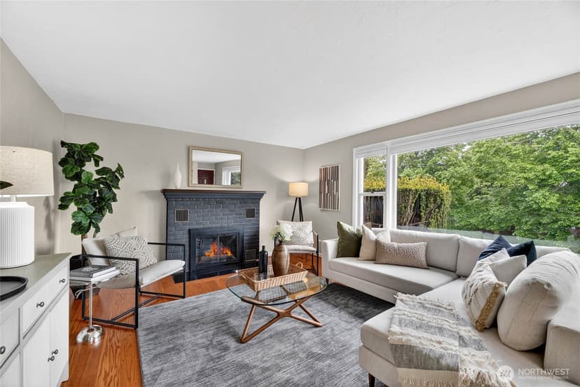 Property photo for 5457 35th Avenue SW, Seattle photo 7