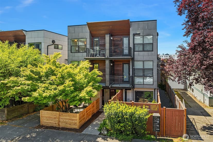 Property photo for 219 12th Avenue E #A, Seattle photo 30