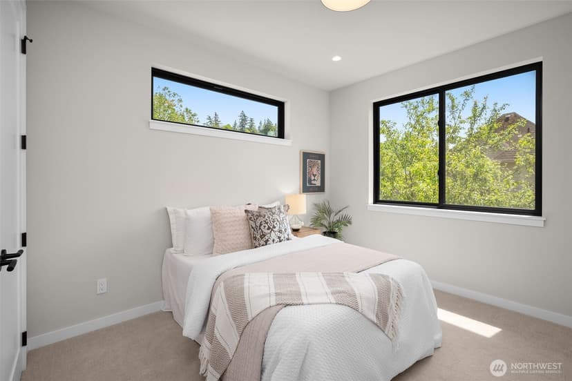 Property photo for 2728 63rd Avenue SE, Mercer Island photo 28
