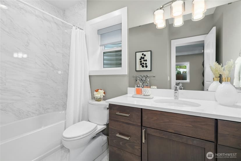Property photo for 1006 4th Street W, Kirkland photo 30