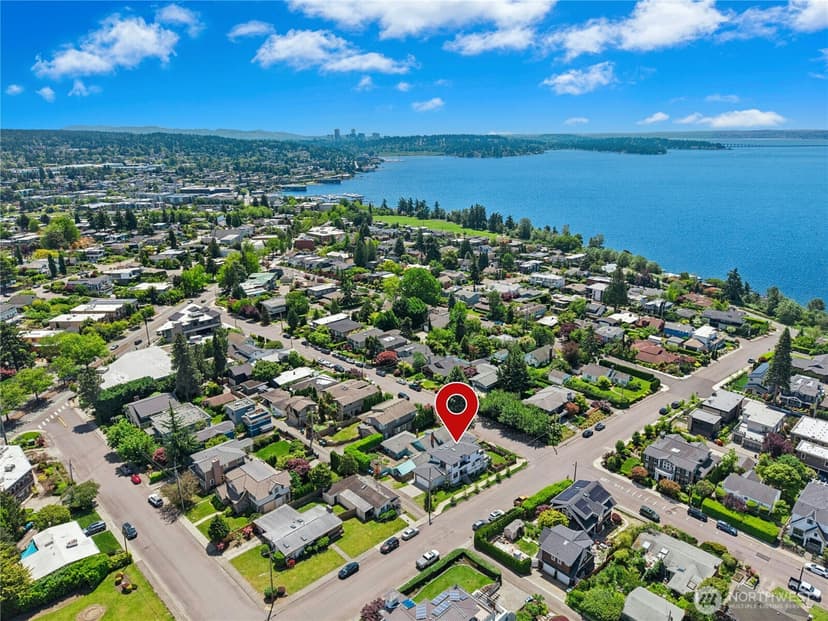 Property photo for 1006 4th Street W, Kirkland photo 39