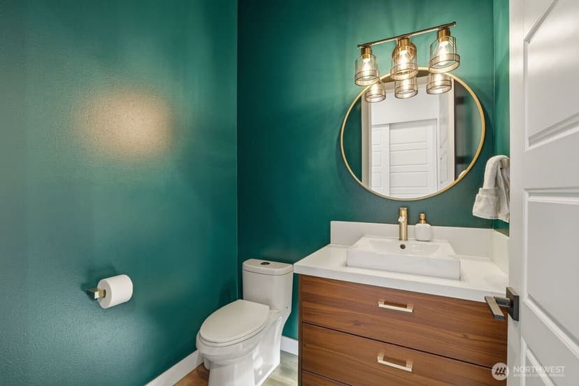 Property photo for 18111 84th Avenue W, Edmonds photo 16