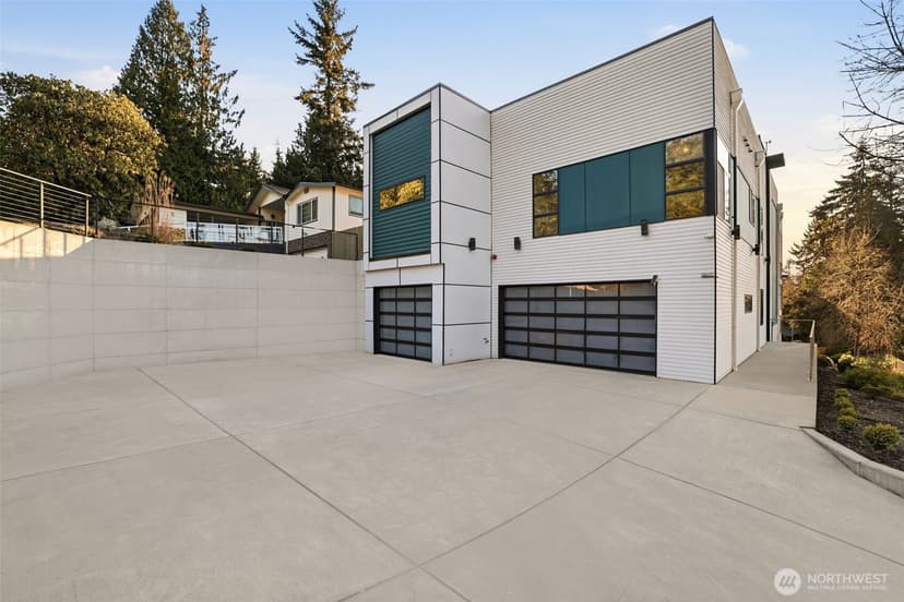 Property photo for 18111 84th Avenue W, Edmonds photo 39