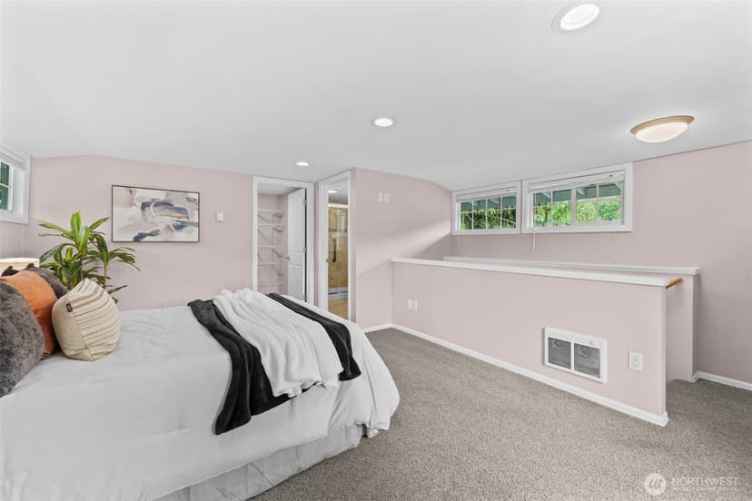 Property photo for 17502 113th Avenue NE, Bothell photo 9