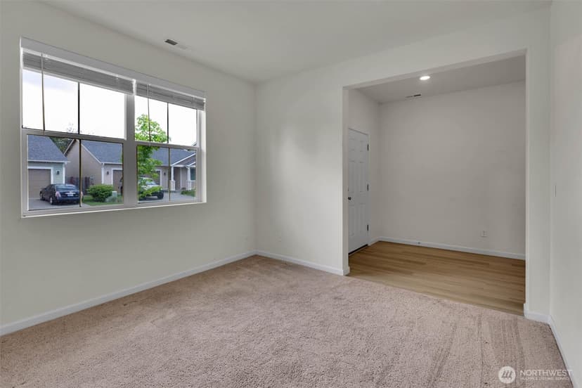 Property photo for 11948 64th Street E, Puyallup photo 10