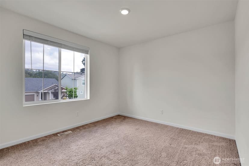 Property photo for 11948 64th Street E, Puyallup photo 32