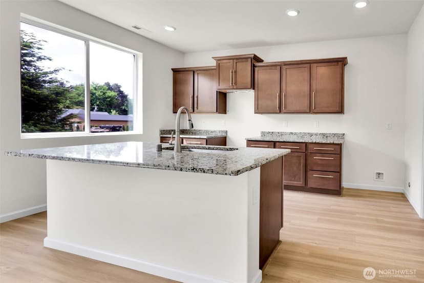 Property photo for 11948 64th Street E, Puyallup photo 14