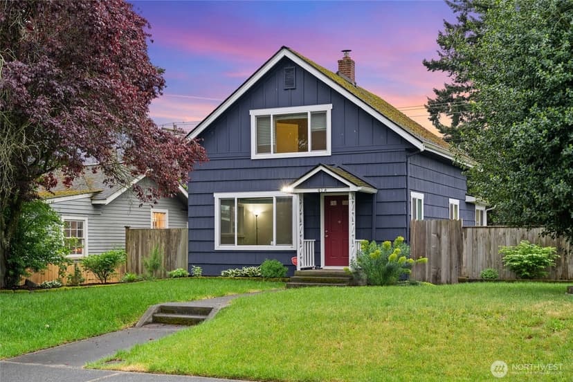 Property photo for 918 Maple Street, Everett photo 2