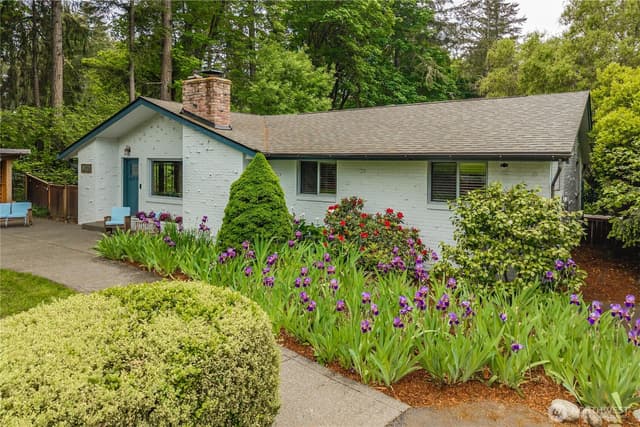 Property photo for 9112 82nd Avenue NW, Gig Harbor photo 2