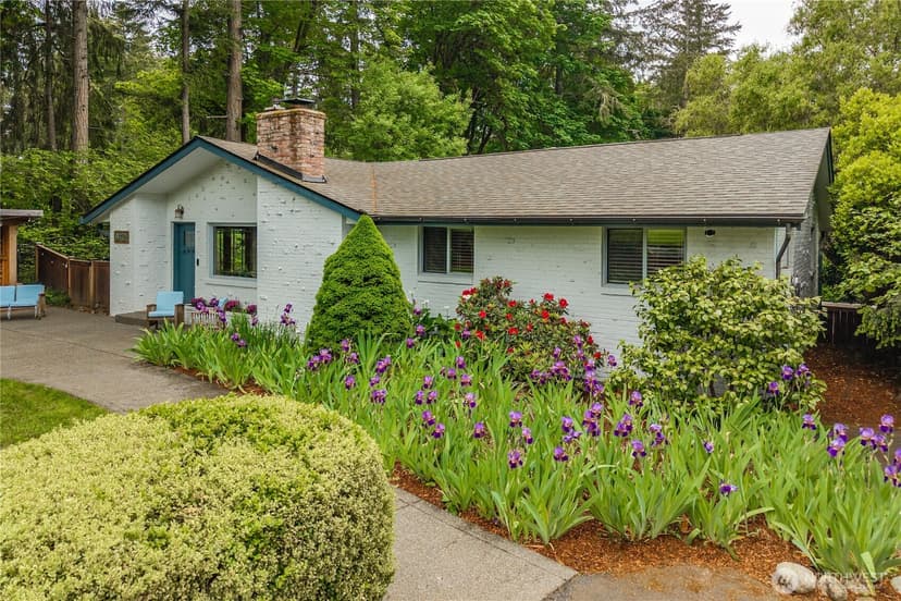 Property photo for 9112 82nd Avenue NW, Gig Harbor photo 2