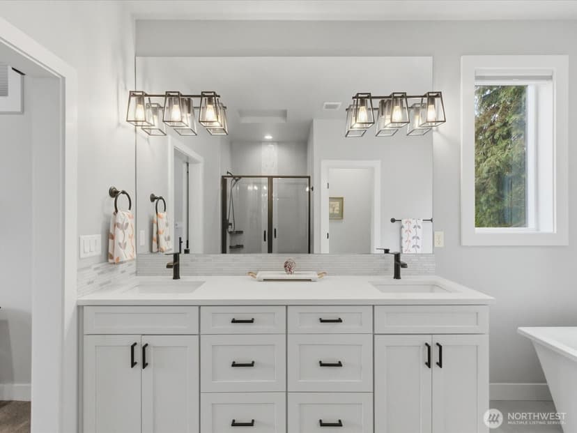 Property photo for 12500 Robinhood Lane, Snohomish photo 20