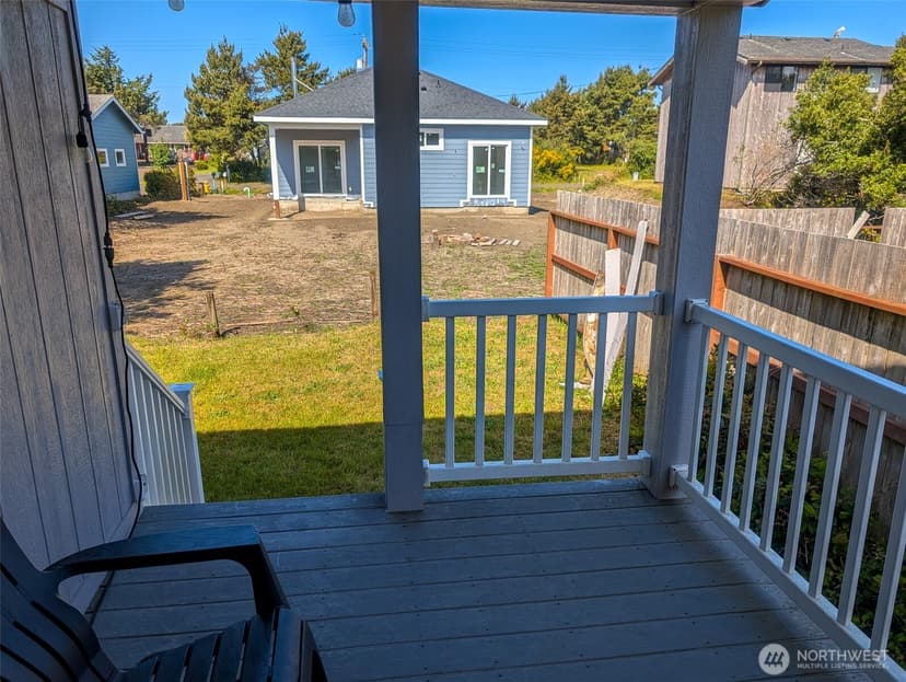 Property photo for 313 Ocean Shores Boulevard NW, Ocean Shores photo 18