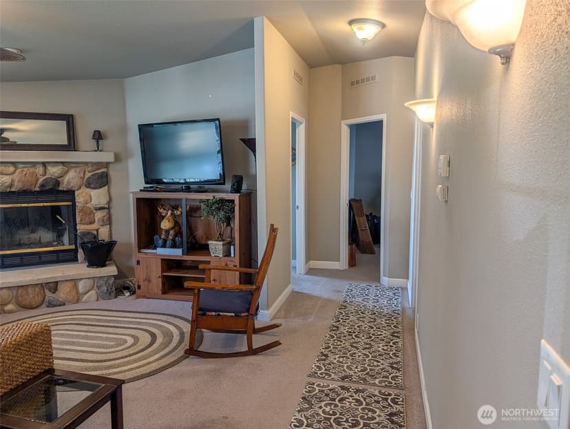Property photo for 313 Ocean Shores Boulevard NW, Ocean Shores photo 24
